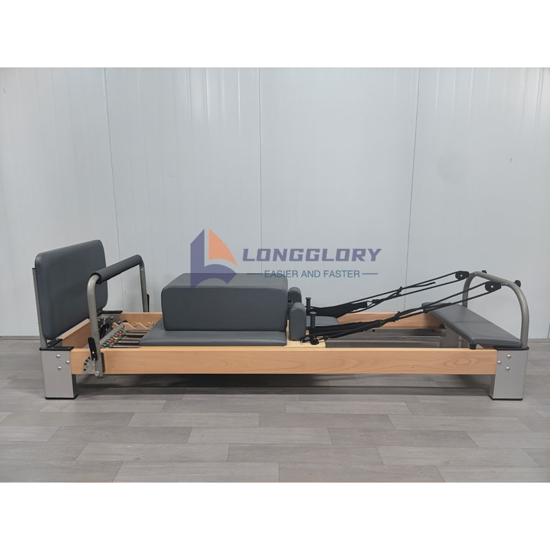 Bokträ Pilates Reformer